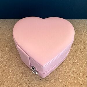 Heart-Shaped Pink Mini Zipper Box Bag